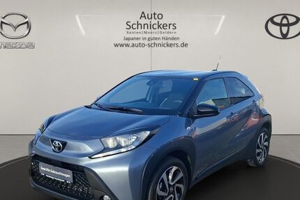Toyota Aygo (X) 10.870 km 15.492 &euro; Geldern 47608