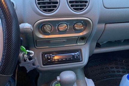 Renault Twingo 127.996 km 1.490 &euro; Oberhausen 46045