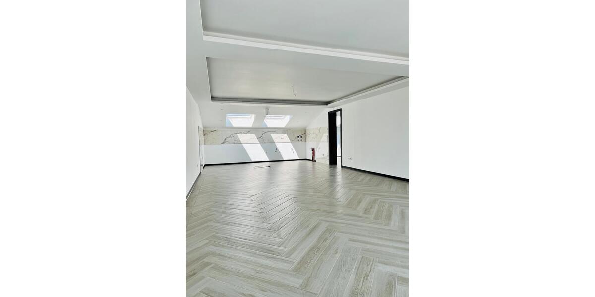 Dachgeschoßwohnung Krefeld - 2 Zimmer, 87 m&sup2;, 1.300&euro; | Angebot:26664001