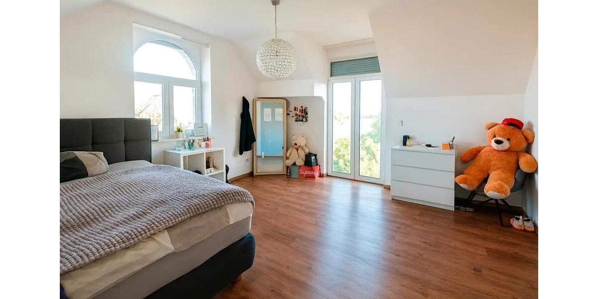 Einfamilienhaus Moers Rheinkamp - 10 Zimmer, 362 m&sup2;, 1.250.000&euro; | Angebot:25612815