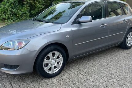 Mazda 3 87.831 km 4.499 &euro; Duisburg 47058