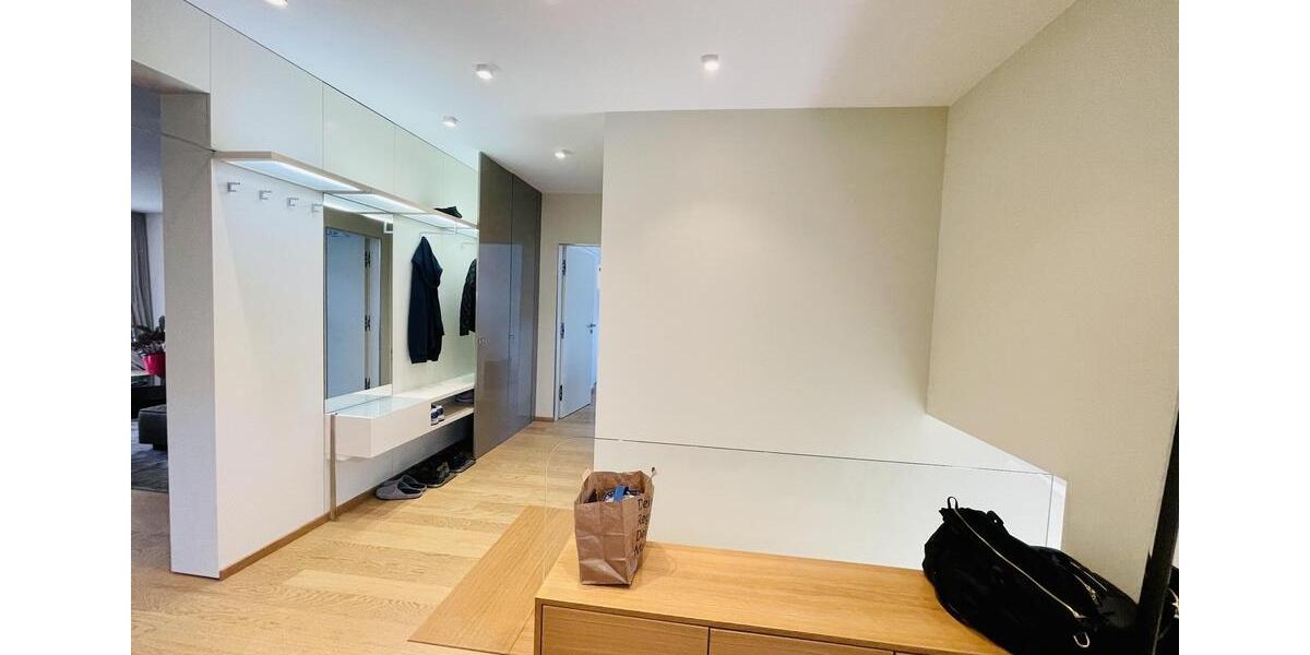 Maisonettenwohnung Düsseldorf Düsseltal - 5 Zimmer, 224 m&sup2;, 5.000&euro; | Angebot:24526472