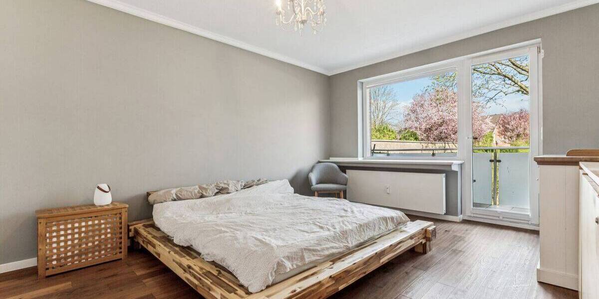 Etagenwohnung Meerbusch Büderich - 3 Zimmer, 122 m&sup2;, 1.850&euro; | Angebot:26742031
