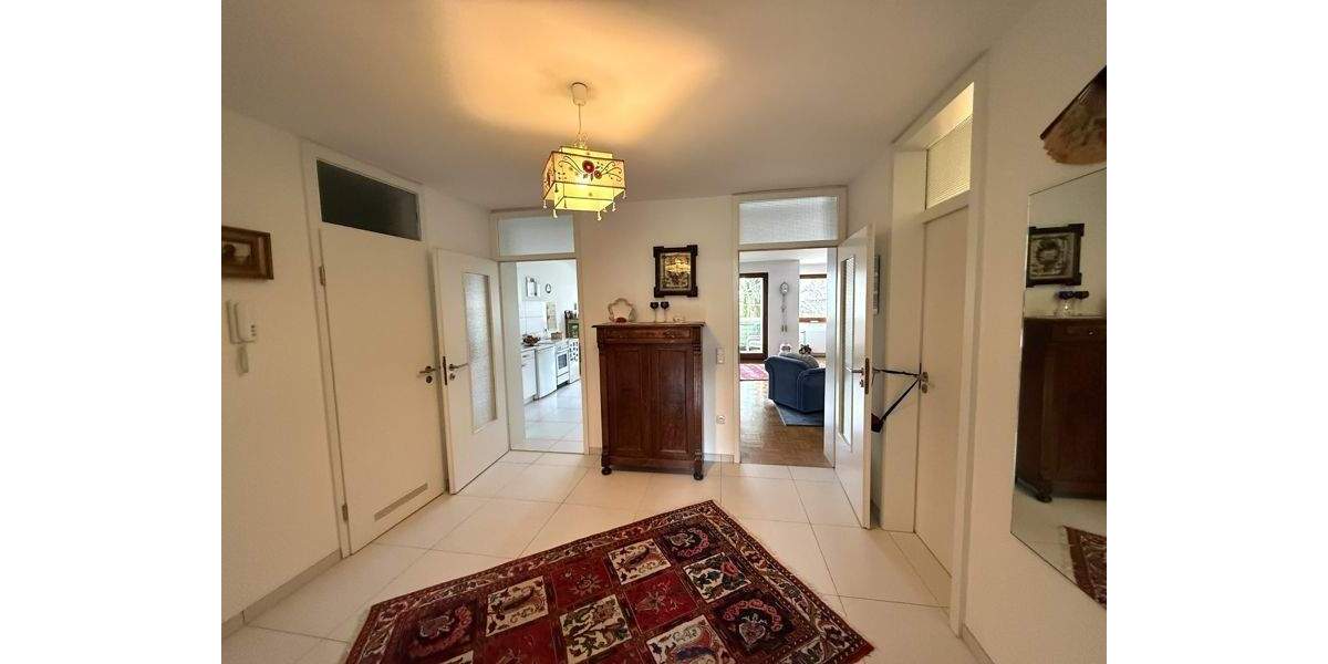 Etagenwohnung Essen Fischlaken - 3 Zimmer, 111 m&sup2;, 385.000&euro; | Angebot:25700339