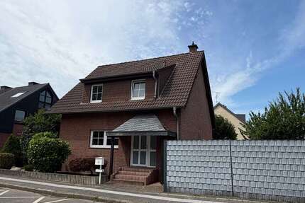 Haus Krefeld Benrad - 5 Zimmer, 211 m&sup2;, 598.000&euro; | Angebot:27313542