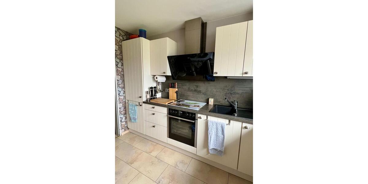 Dachgeschoßwohnung Duisburg Rheinhausen - 3 Zimmer, 71 m&sup2;, 680&euro; | Angebot:25182233