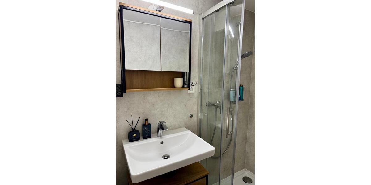 Terrassenwohnung Kaarst - 1.5 Zimmer, 34 m&sup2;, 870&euro; | Angebot:25304036