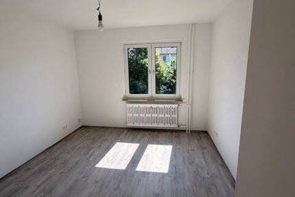 Wohnung Duisburg Mittelmeiderich - 2 Zimmer, 39 m&sup2;, 319&euro; | Angebot:26741982