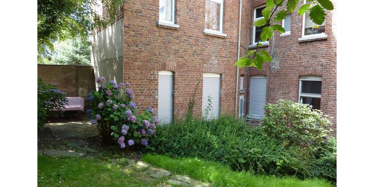 Erdgeschoßwohnung Essen Stadtkern - 2 Zimmer, 33 m&sup2;, 330&euro; | Angebot:25824334