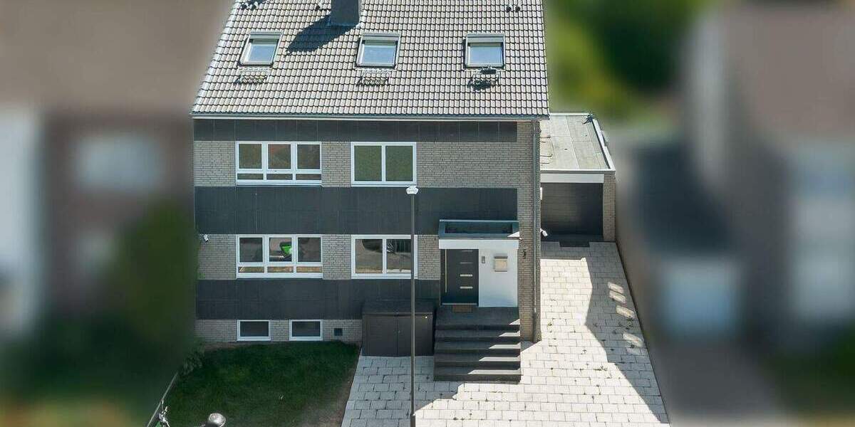 Einfamilienhaus Düsseldorf Lörick - 9 Zimmer, 178 m&sup2;, 1.200.000&euro; | Angebot:25799861