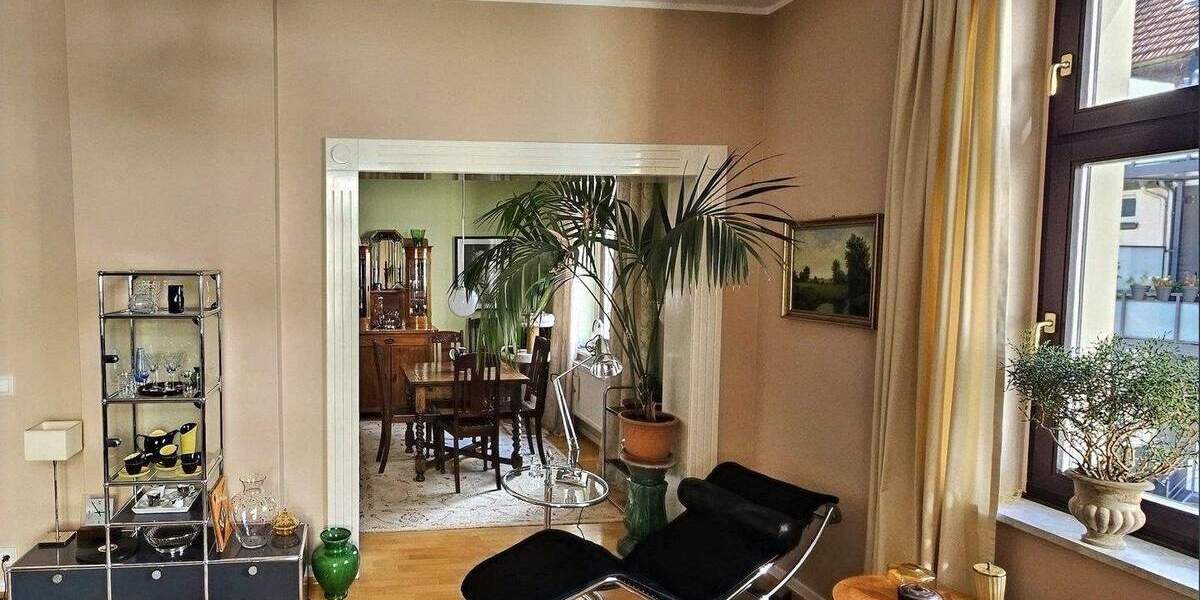 Etagenwohnung Essen Huttrop - 3 Zimmer, 87 m&sup2;, 250.000&euro; | Angebot:25687107