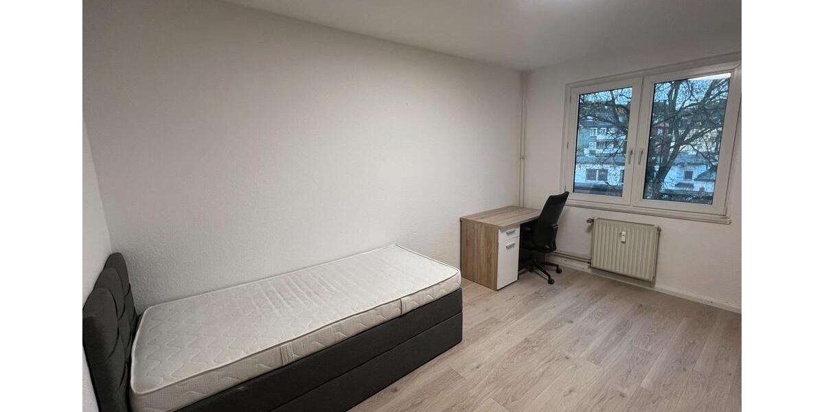 Etagenwohnung Essen Stadtbezirk II - 1 Zimmer, 15 m&sup2;, 450&euro; | Angebot:25962524