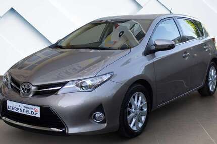 Toyota Auris 34.560 km 11.990 &euro; Düsseldorf 40231