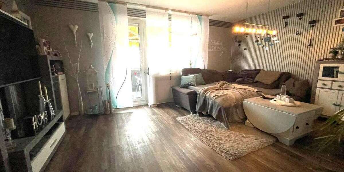 Etagenwohnung Bottrop Stadtmitte - 2 Zimmer, 63 m&sup2;, 590&euro; | Angebot:25773990