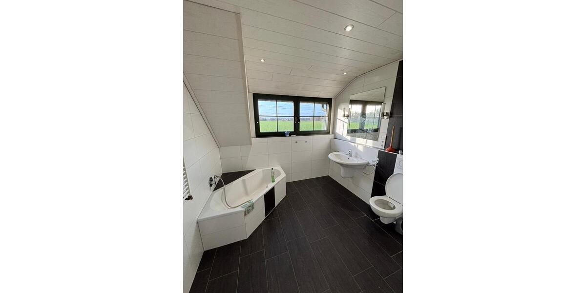 Einfamilienhaus Kevelaer Wetten - 5 Zimmer, 178 m&sup2;, 1.550&euro; | Angebot:25767928