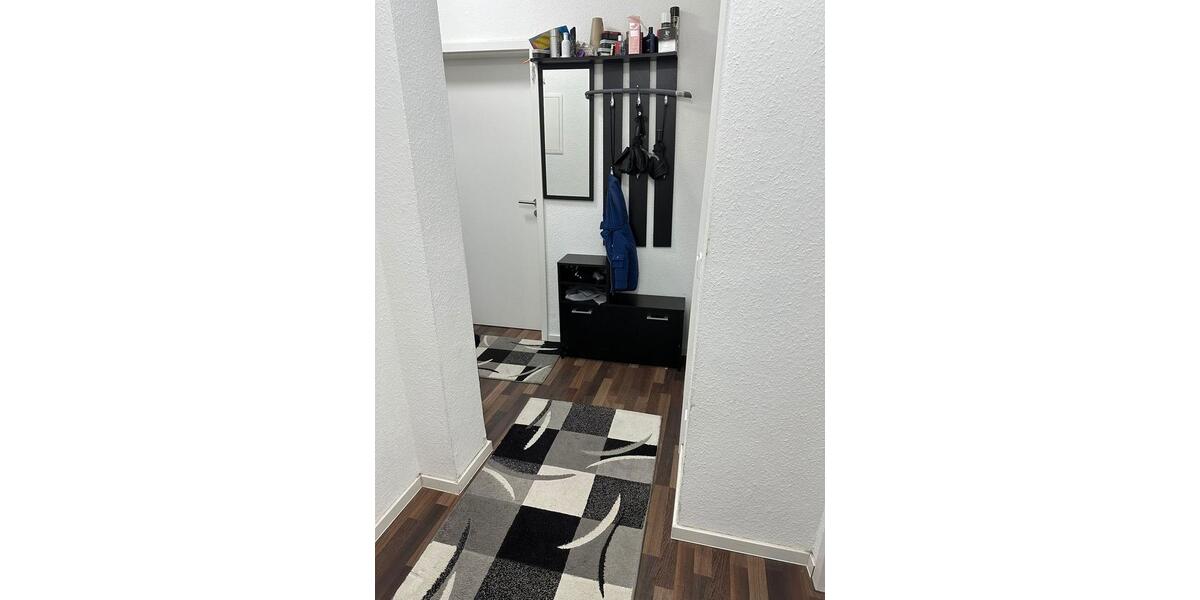 Erdgeschoßwohnung Essen Stadtbezirk III - 3 Zimmer, 67 m&sup2;, 300&euro; | Angebot:25987233