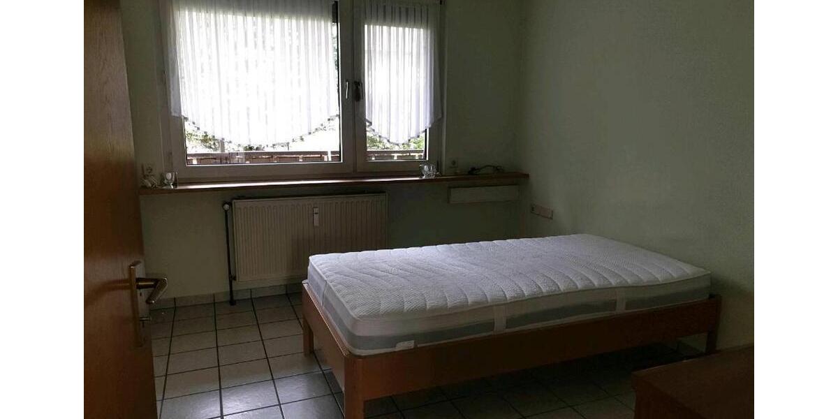 Erdgeschoßwohnung Moers Rheinkamp - 3 Zimmer, 67 m&sup2;, 810&euro; | Angebot:25961264