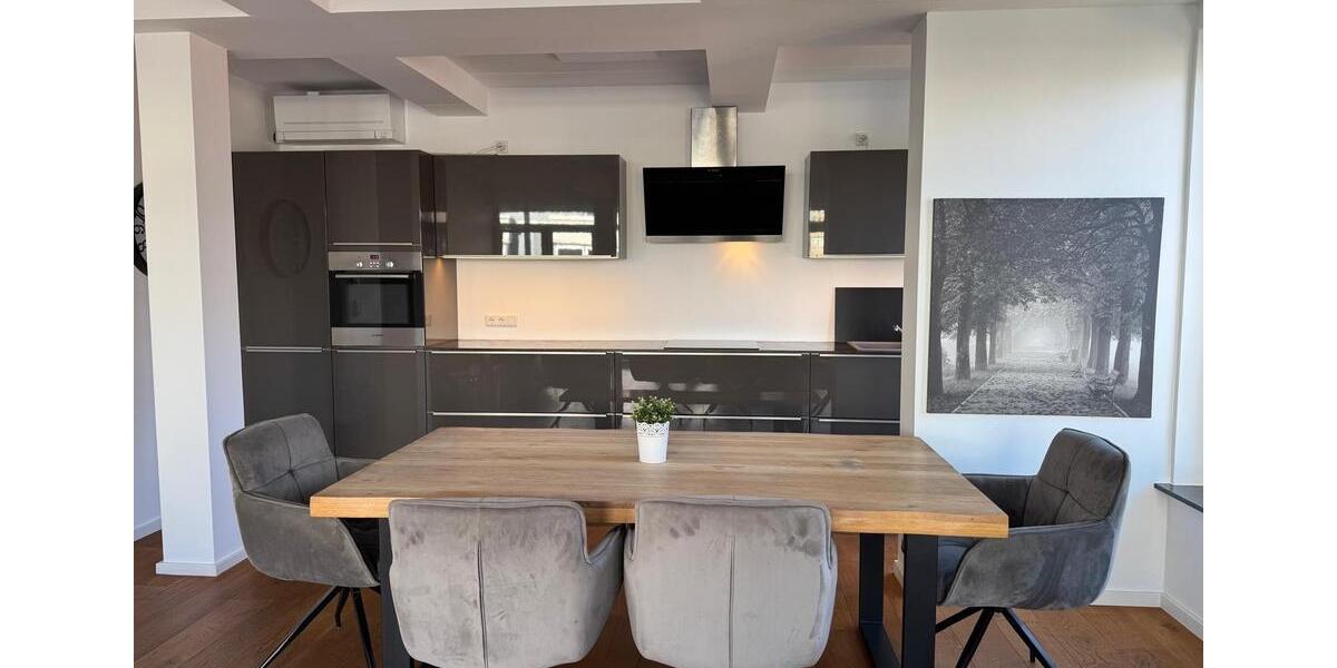 Etagenwohnung Essen Stadtkern - 3 Zimmer, 100 m&sup2;, 1.690&euro; | Angebot:26110160
