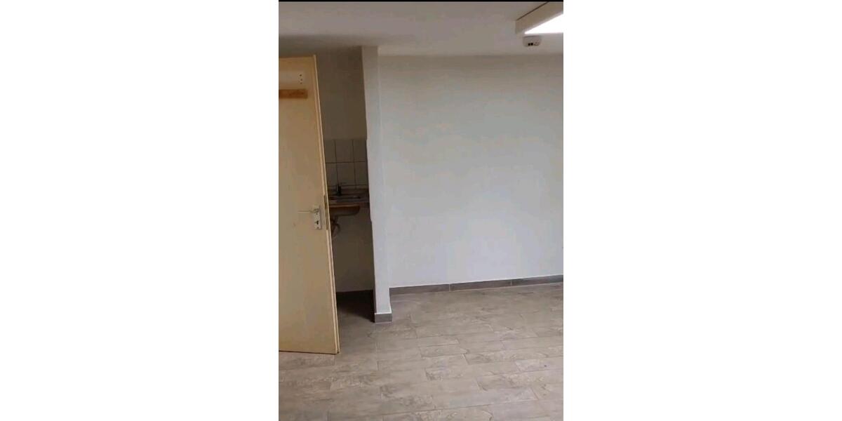 Gewerbeobjekt Essen Huttrop - 400&euro; | Angebot:26703464