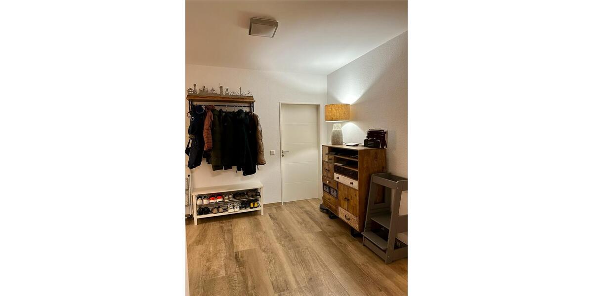 Etagenwohnung Essen Stadtbezirk VI - 4 Zimmer, 99 m&sup2;, 299.000&euro; | Angebot:25050114