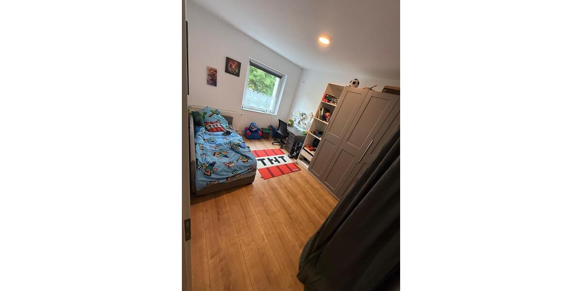Etagenwohnung Duisburg Duisburg-Mitte - 3 Zimmer, 74 m&sup2;, 1.100&euro; | Angebot:26617721