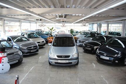 Opel Zafira 200.000 km 1.990 &euro; Essen 45356