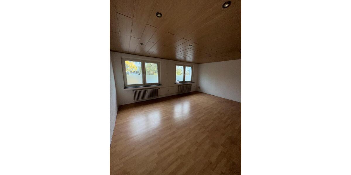 Etagenwohnung Duisburg Mittelmeiderich - 2.5 Zimmer, 70 m&sup2;, 119.500&euro; | Angebot:25995482
