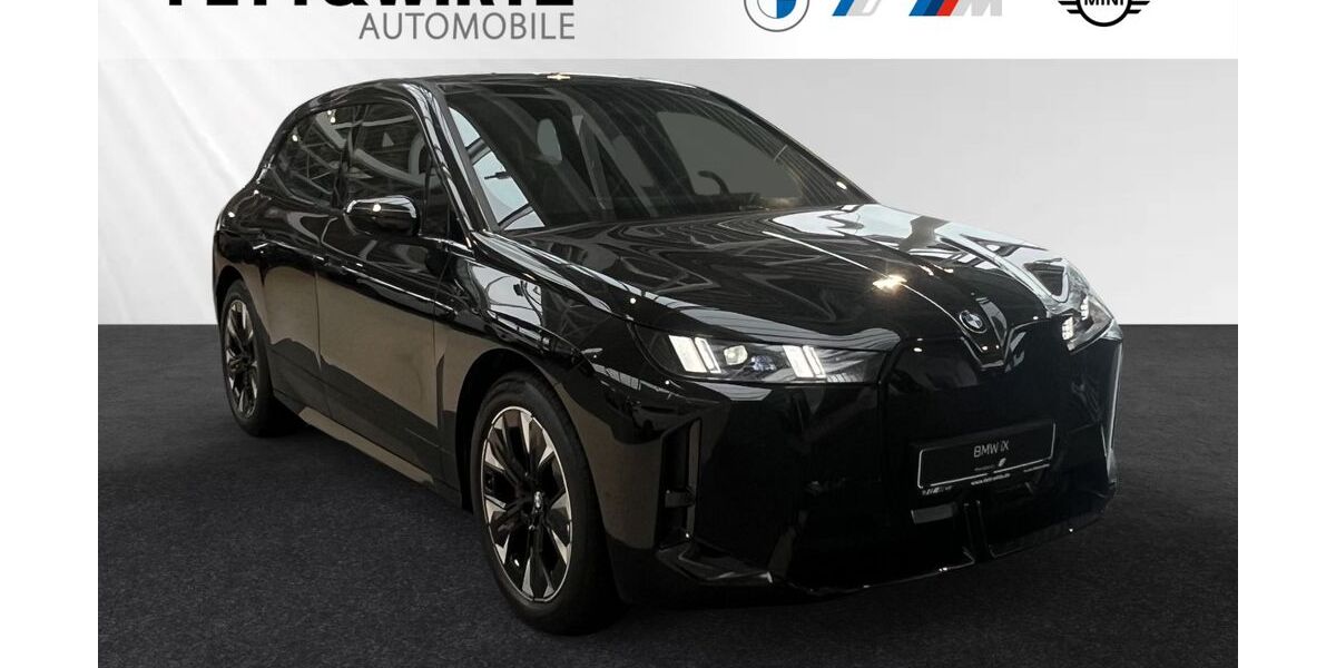 BMW iX 4.000 km 76.890 &euro; Moers 47441