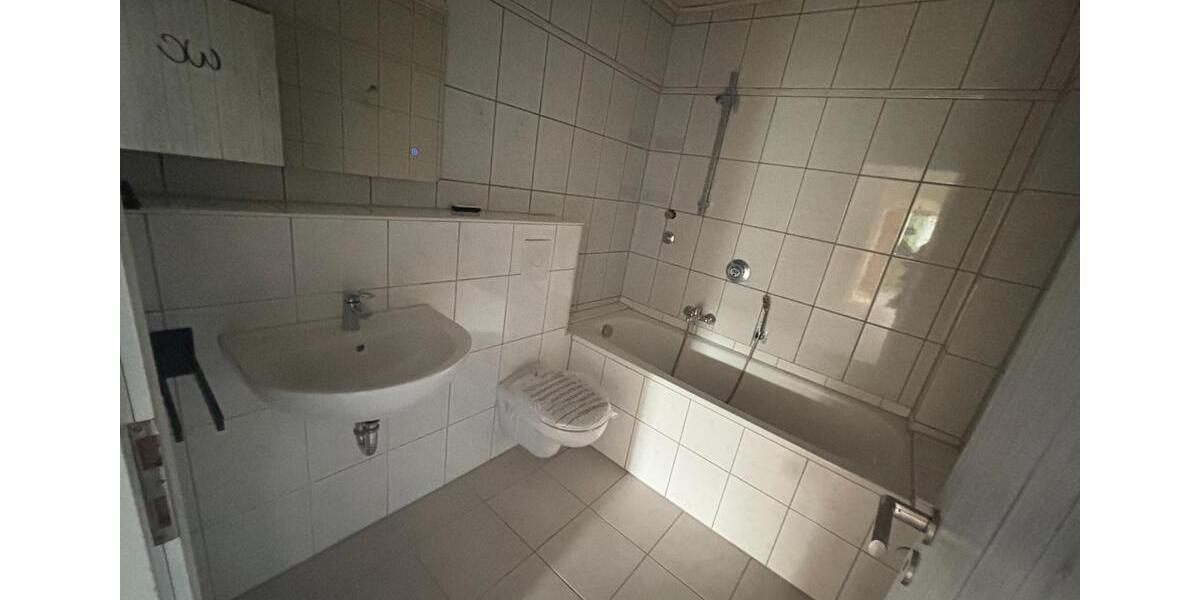 Etagenwohnung Mülheim an der Ruhr Dümpten - 3.5 Zimmer, 101 m&sup2;, 770&euro; | Angebot:25439696