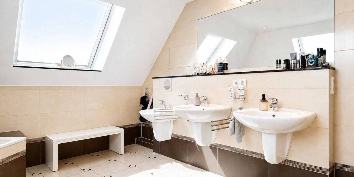 Einfamilienhaus Tönisvorst St. Tönis - 7 Zimmer, 217 m&sup2;, 865.000&euro; | Angebot:26751194