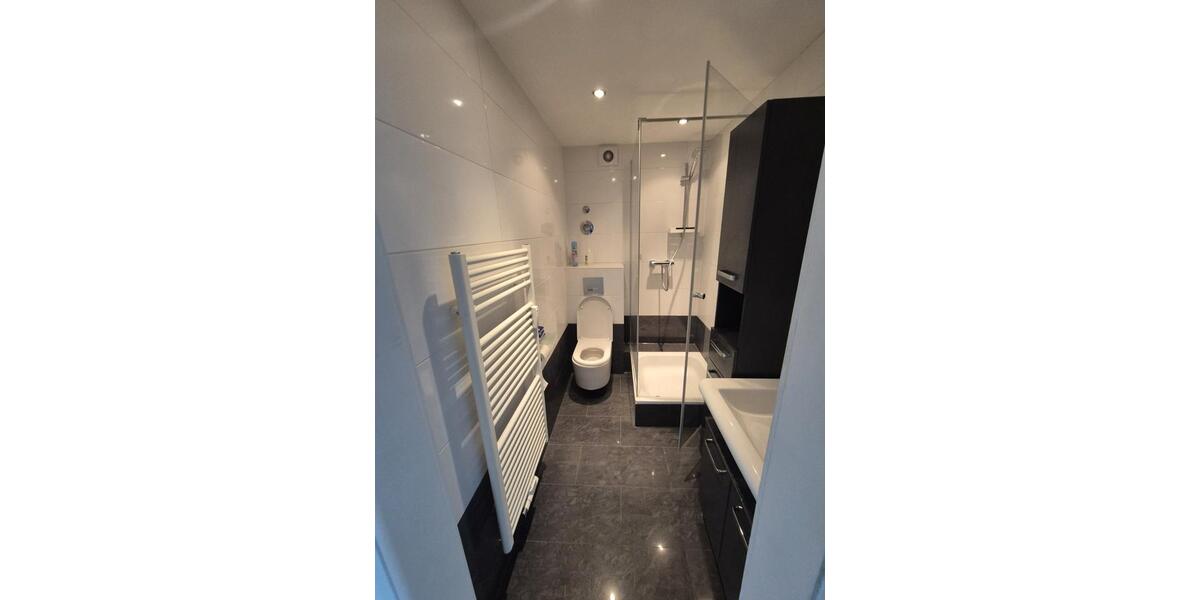 Dachgeschoßwohnung Duisburg Essenberg - 3 Zimmer, 68 m&sup2;, 760&euro; | Angebot:26702250