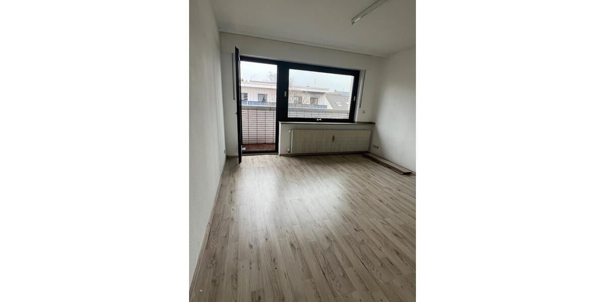 Etagenwohnung Oberhausen - 2 Zimmer, 67 m&sup2;, 495&euro; | Angebot:25103860