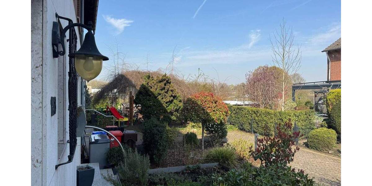 Reihenmittelhaus Krefeld Inrath/Kliedbruch - 4 Zimmer, 110 m&sup2;, 328.000&euro; | Angebot:25879795