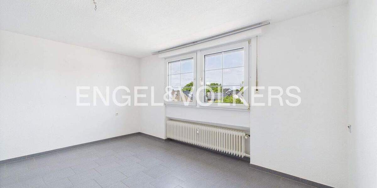 Etagenwohnung Viersen Hamm - 3 Zimmer, 90 m&sup2;, 210.000&euro; | Angebot:25780089