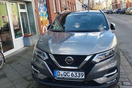 Nissan Qashqai 65.000 km 14.900 &euro; Düsseldorf 40625