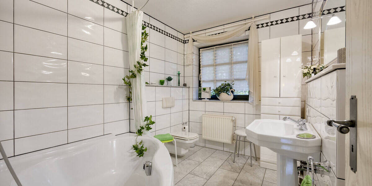 Einfamilienhaus Meerbusch-Ilverich Ilverich - 7 Zimmer, 206 m&sup2;, 995.000&euro; | Angebot:26390514