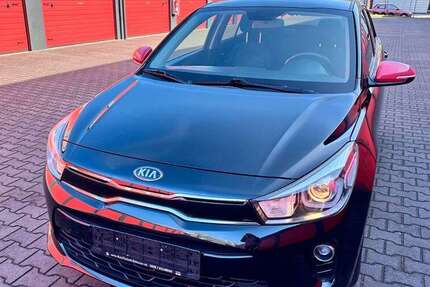 Kia Rio 80.339 km 10.500 &euro; Oberhausen 46145