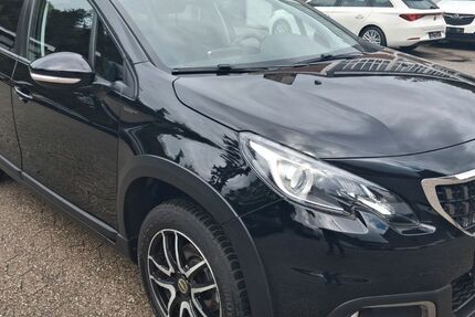 Peugeot 2008 26.700 km 11.950 &euro; Ratingen 40882