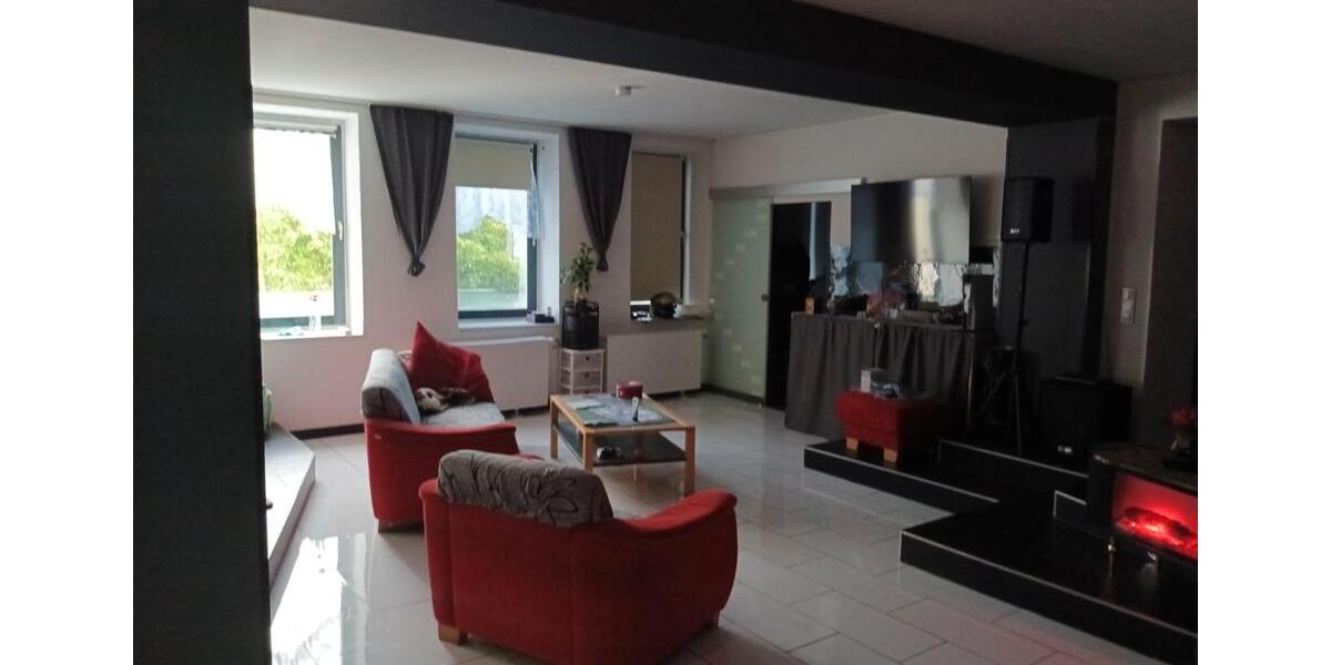 Etagenwohnung Duisburg Essenberg - 2 Zimmer, 128 m&sup2;, 880&euro; | Angebot:26617918