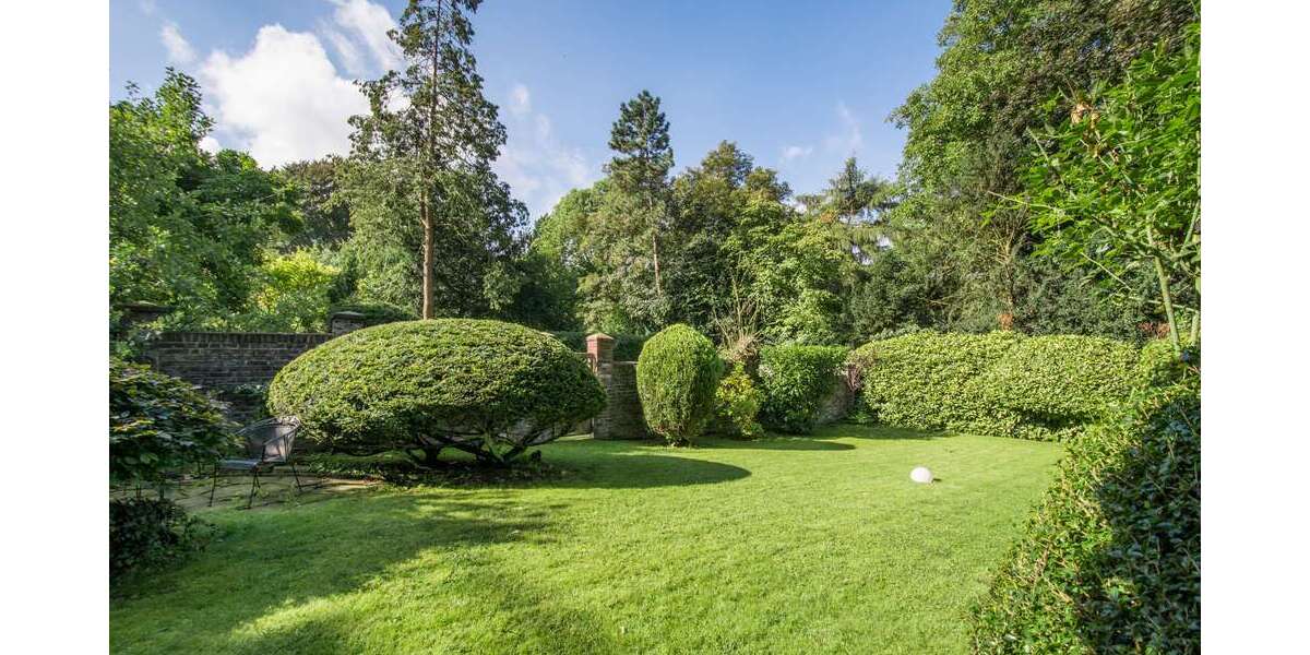 Einfamilienhaus Mülheim an der Ruhr - 35 Zimmer, 1.900 m&sup2;, 3.650.000&euro; | Angebot:24945195
