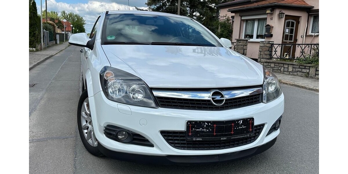 Opel Astra GTC J 175.000 km 4.000 &euro; Essen 45121