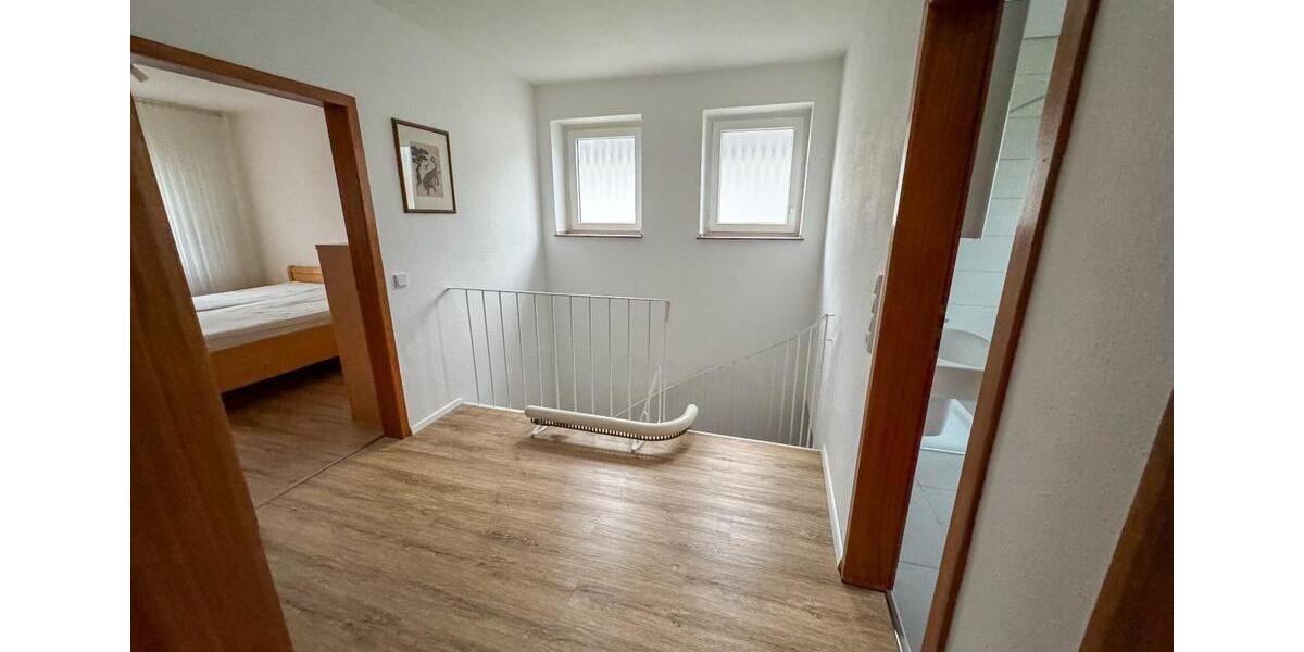 Reihenhaus Voerde (Niederrhein) - 4.5 Zimmer, 130 m&sup2;, 1.500&euro; | Angebot:24833347