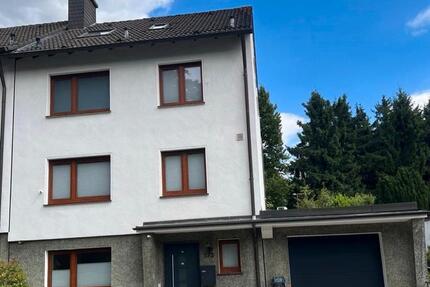 Haus Mülheim an der Ruhr Mellinghofen - 9 Zimmer, 248 m&sup2;, 715.000&euro; | Angebot:24611100