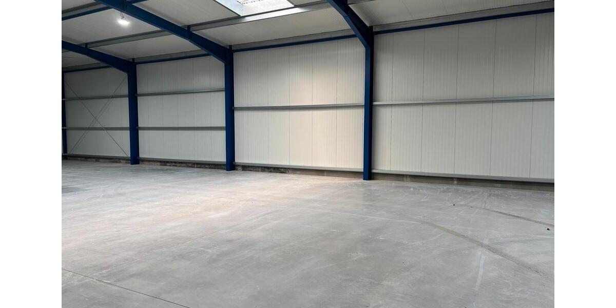 Gewerbeobjekt Moers Rheinkamp - 8&euro; | Angebot:25758649