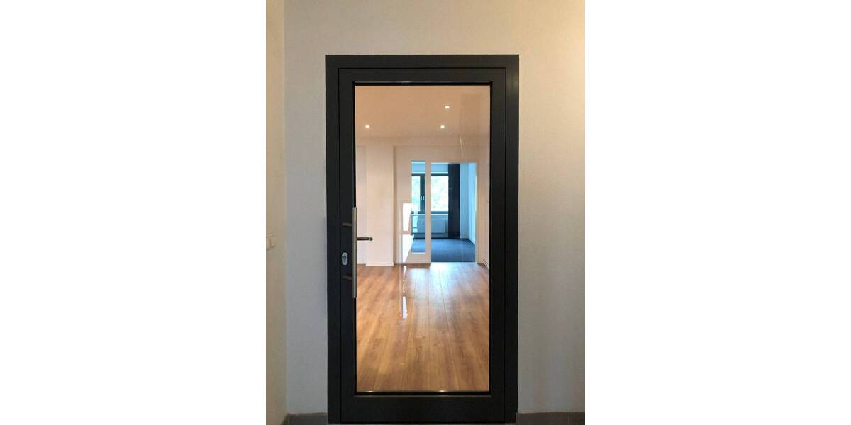 Gewerbeobjekt Düsseldorf Stadtmitte - 4 Zimmer, 125 m&sup2;, 2.500&euro; | Angebot:25738767