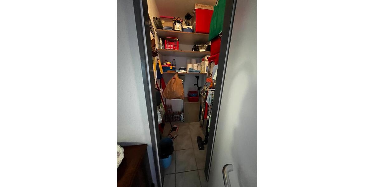 Etagenwohnung Neuss - 3 Zimmer, 84 m&sup2;, 248.000&euro; | Angebot:26168521