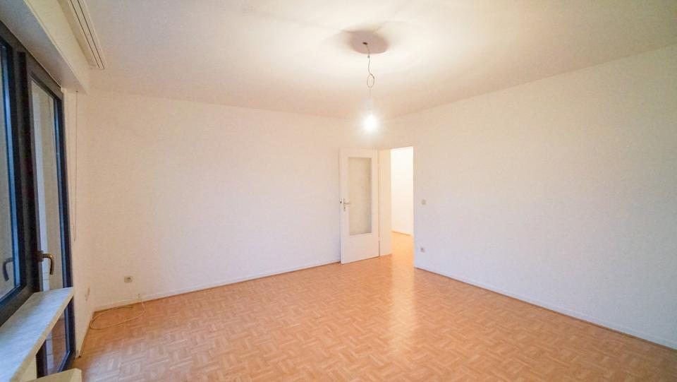 Erdgeschoßwohnung Essen Stadtbezirk V - 3.5 Zimmer, 66 m&sup2;, 480&euro; | Angebot:25754020