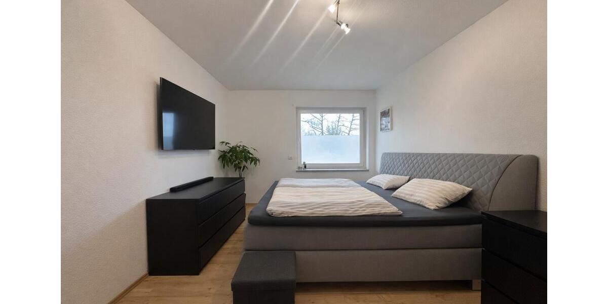Etagenwohnung Essen Stadtbezirk IX - 3 Zimmer, 85 m&sup2;, 1.360&euro; | Angebot:24864402