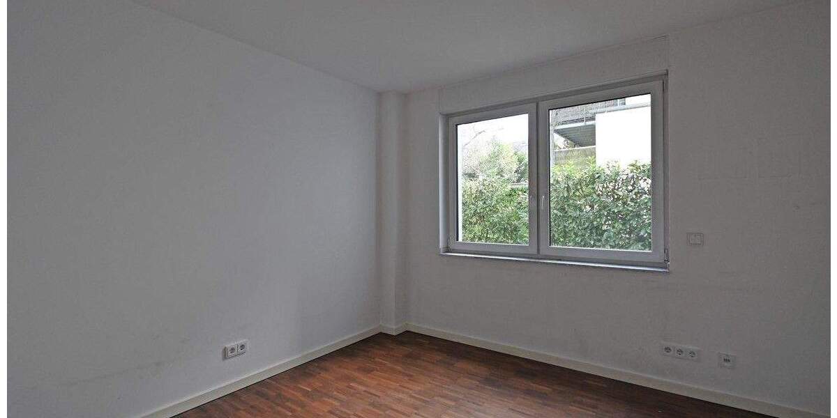 Etagenwohnung Mülheim Menden/Ickten - 4 Zimmer, 134 m&sup2;, 2.100&euro; | Angebot:25834606
