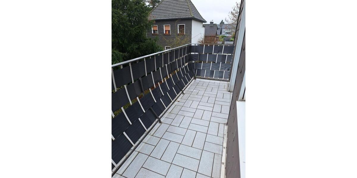 Dachgeschoßwohnung Dinslaken Lohberg - 2 Zimmer, 64 m&sup2;, 490&euro; | Angebot:25947638